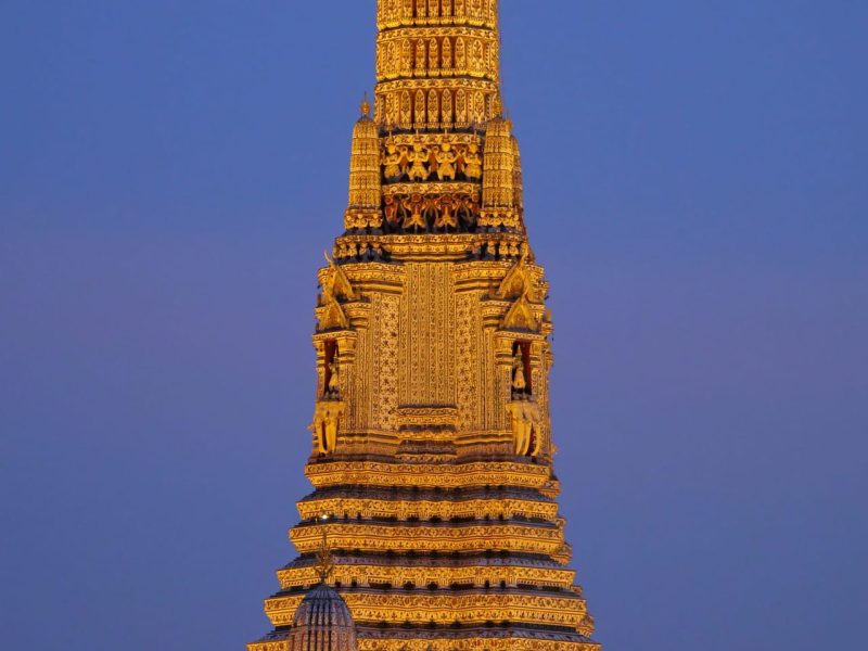 Wat Arun temple details