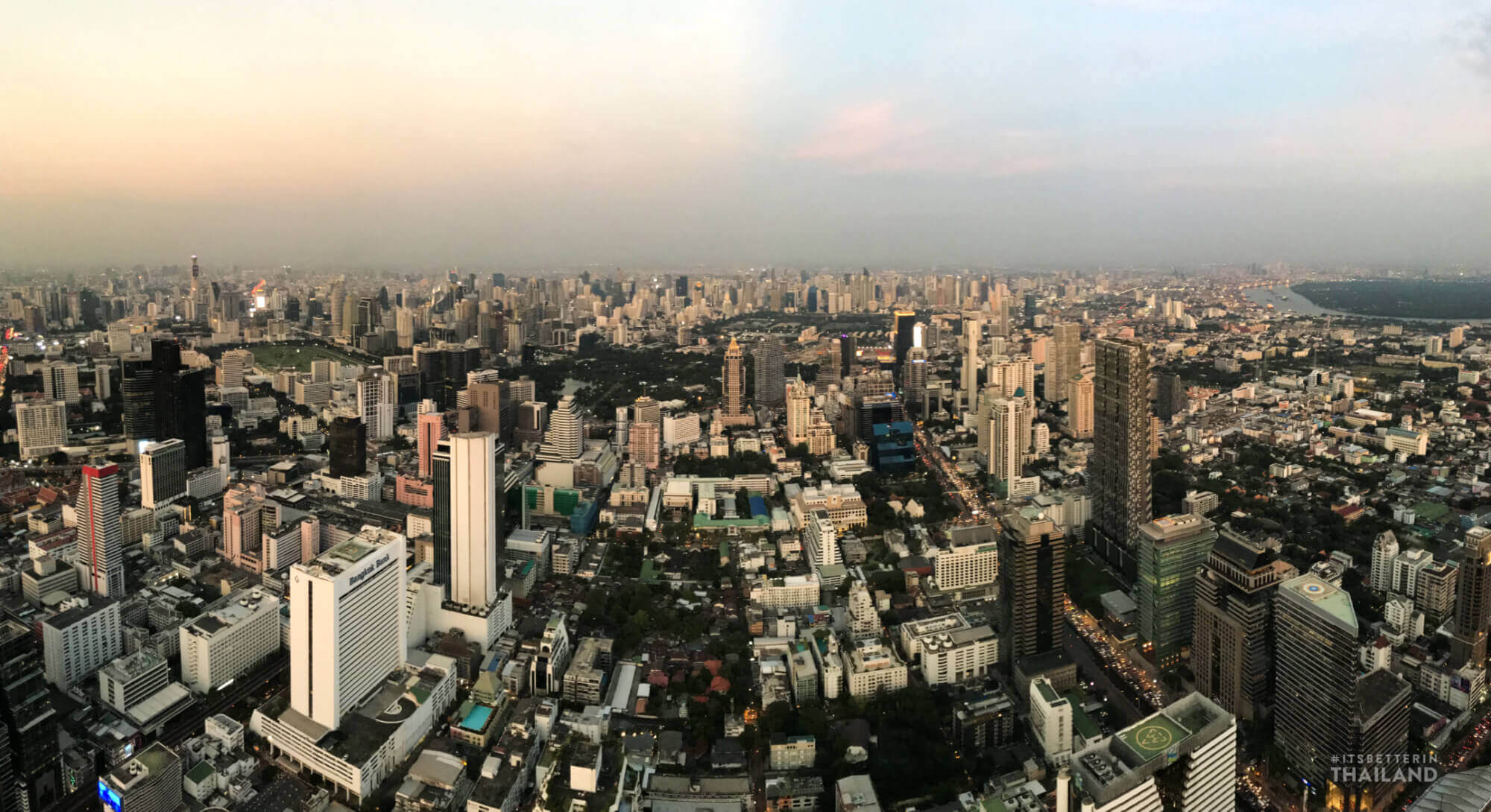 Mahanakhon Skywalk