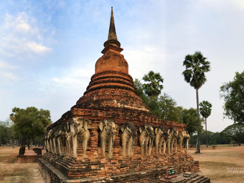 Wat Chang Lom in Sukhothai historical park
