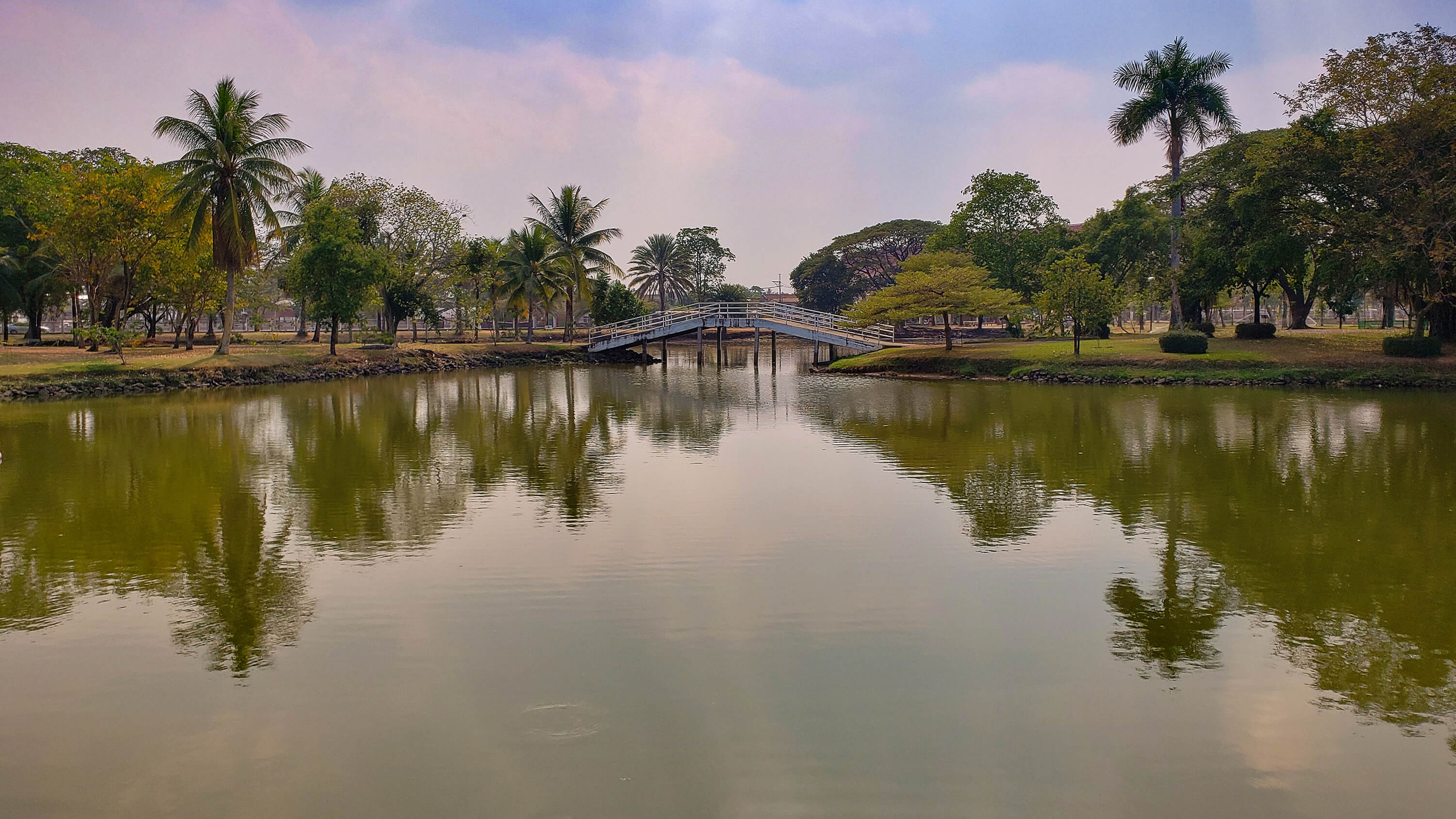 Somdet Phra Srinagarindra Park