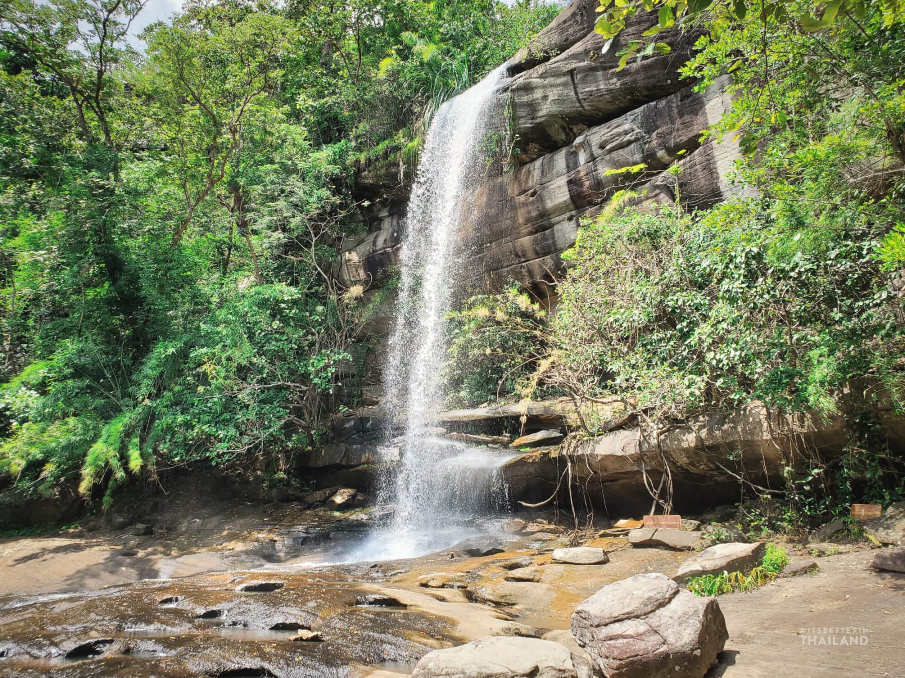 Soi Sawan Waterfall in Pha Taem National Park, Ubon Ratchathani It's