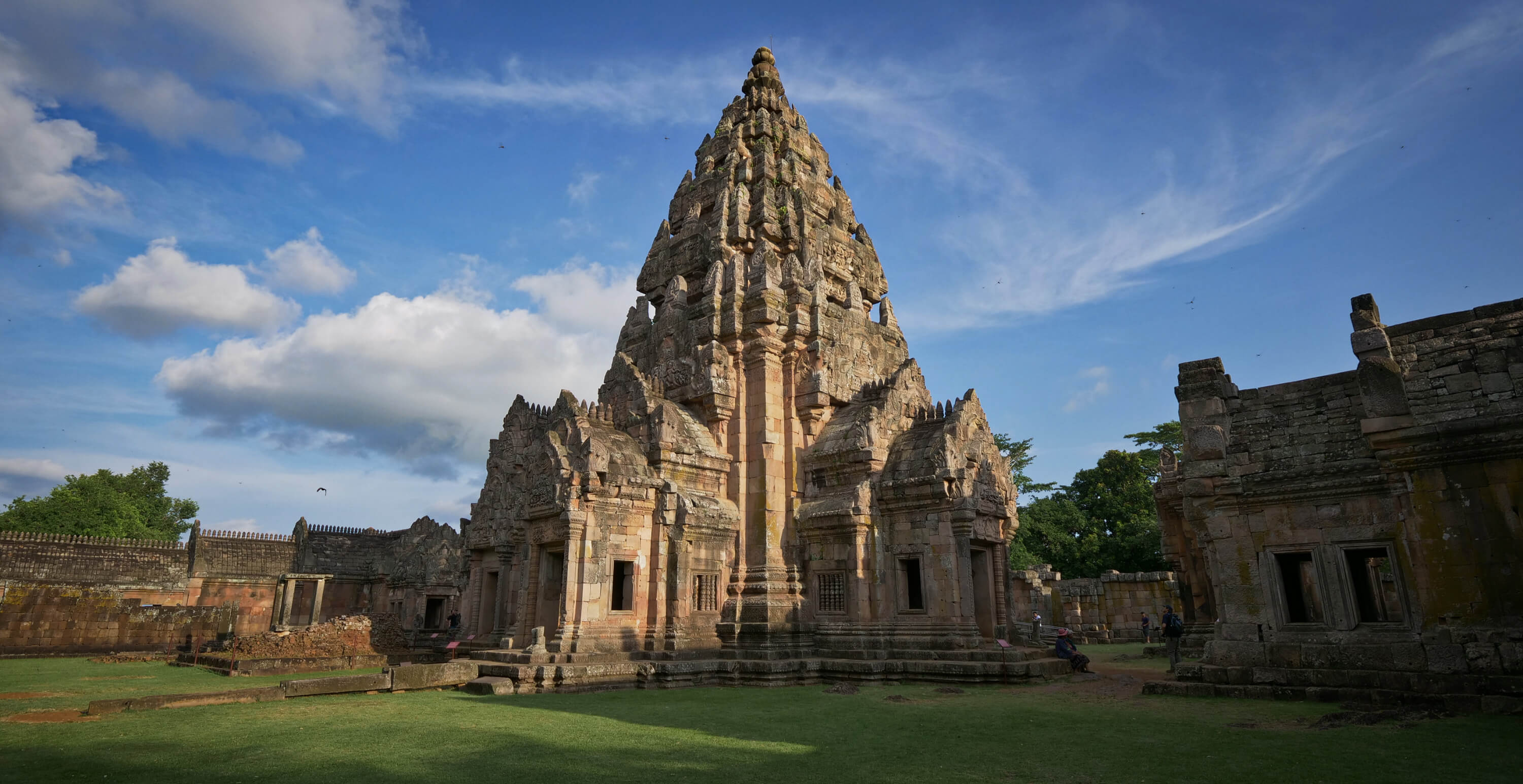 Phanom Rung - Khmer Empire Ruins in Buriram Thailand